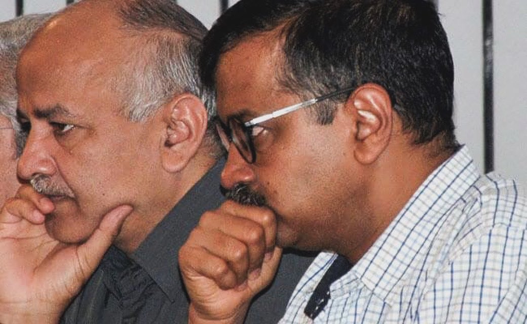 rkbnow's tweet photo. #AamAadmiParty
Now all parties are following the #KejriwalModel
#Bihar they gave ₹10,000 to BPL women entrepreneurs
#Maharashtra they gave ₹1500 per month to all BPL women (#LadkiBehna )
#MadhyaPradesh ₹1200 to all needy women (#LadliBehna )
Everyone is now promising 200 units of electricity free (Kejriwal’s initiative)
Free medical care, free water, free housing
Only thing missing from here is good quality education free of cost that @ArvindKejriwal and @msisodia actually provided
Of course there is no equivalent of #MohallaClinics either
It’s #TheKejriwalModel all over #India
In effect #ArvindKejriwal has succeeded!
#BabaRKB