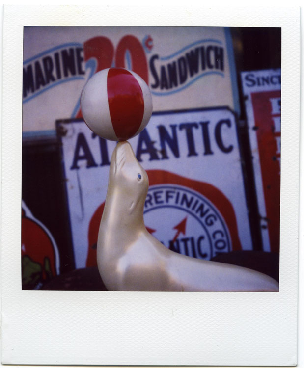 analog_fine_art's tweet image. La complainte du phoque en Alaska by Fred De Casablanca