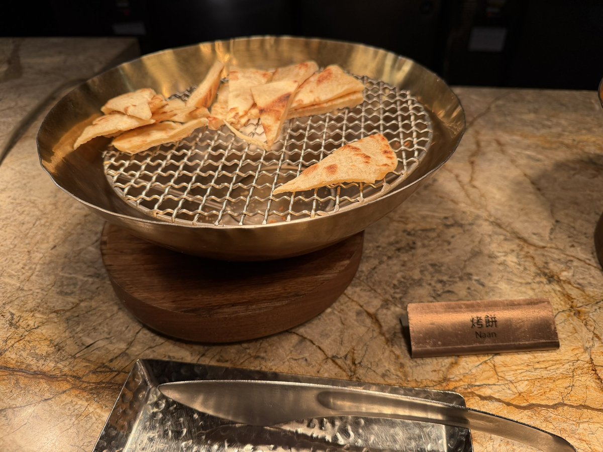 sudhirmehtapune's tweet image. Nice to see Indian food for breakfast being served at our  hotel  in Taiwan … 😁 Hopefully Indian food becomes as common as  🍕 internationally..