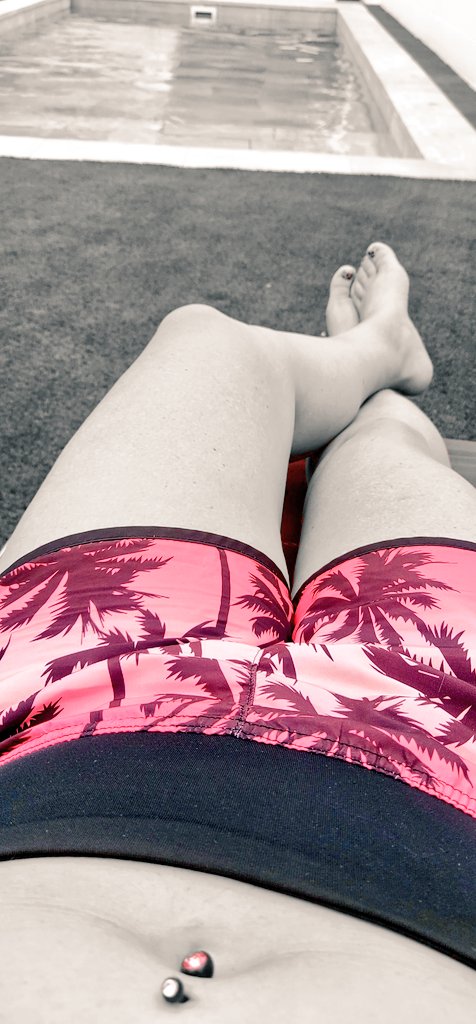 Falta molt ??? 🙄🙄 #dijoussensual 
Bon diaaa ☕☕😘😘