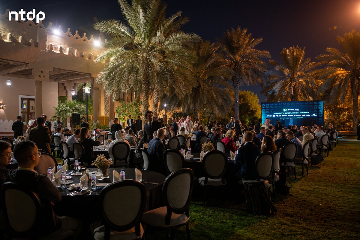 ntdpsa's tweet image. البرنامج الوطني لتنمية تقنية المعلومات وشركاء النجاح @Retal_sa, @aqarapp,  @CanonMEA , @REGA_KSA , @seedra , @ParsonsCorp , @ZacuaVentures يختتمون النسخة الأولى من برنامج #NeoCity بتخريج 10 شركات ناشئة في التقنيات العقارية «#PropTech»، ضمن الفعاليات المصاحبة لمعرض…