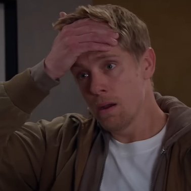 polingirl's tweet image. IMAGINE kev shooting aaron and robert literally stepping into the line of fire so the bullet hits him instead?????? #robron