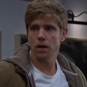 polingirl's tweet image. IMAGINE kev shooting aaron and robert literally stepping into the line of fire so the bullet hits him instead?????? #robron