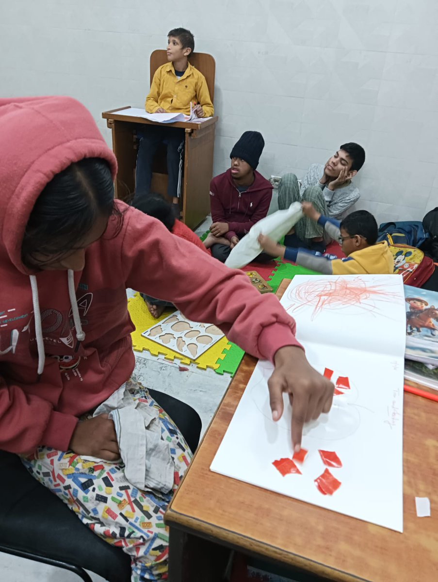 agwo_org's tweet image. Through engaging hands-on activities, we help our children explore creativity, build focus, and learn in ways that make them feel confident and included.
Together, we’re shaping brighter minds and brighter futures.

#LearningForAll #InclusiveEducation #NGOIndia #ChildDevelopment