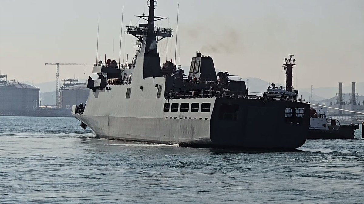 ReHorizon3's tweet image. The future BRP Rajah Sulayman PS-20 Offshore Patrol Vessel of the @Philippine_Navy 🇵🇭 was spotted again in Korea 🇰🇷, doing sea trials. The two @aselsan 30mm SMASH Remote Controlled Weapon System is visible. According to sir @MonteroMax, the OPV will be delivered within this year.