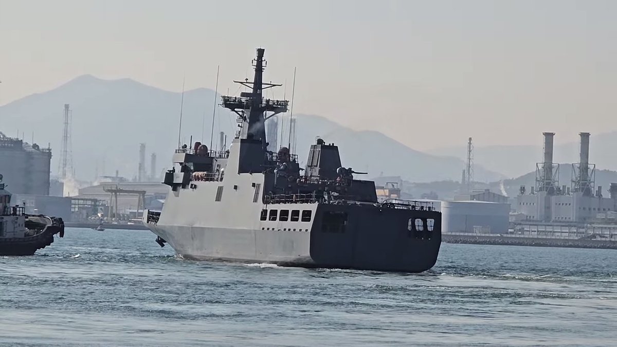 ReHorizon3's tweet image. The future BRP Rajah Sulayman PS-20 Offshore Patrol Vessel of the @Philippine_Navy 🇵🇭 was spotted again in Korea 🇰🇷, doing sea trials. The two @aselsan 30mm SMASH Remote Controlled Weapon System is visible. According to sir @MonteroMax, the OPV will be delivered within this year.