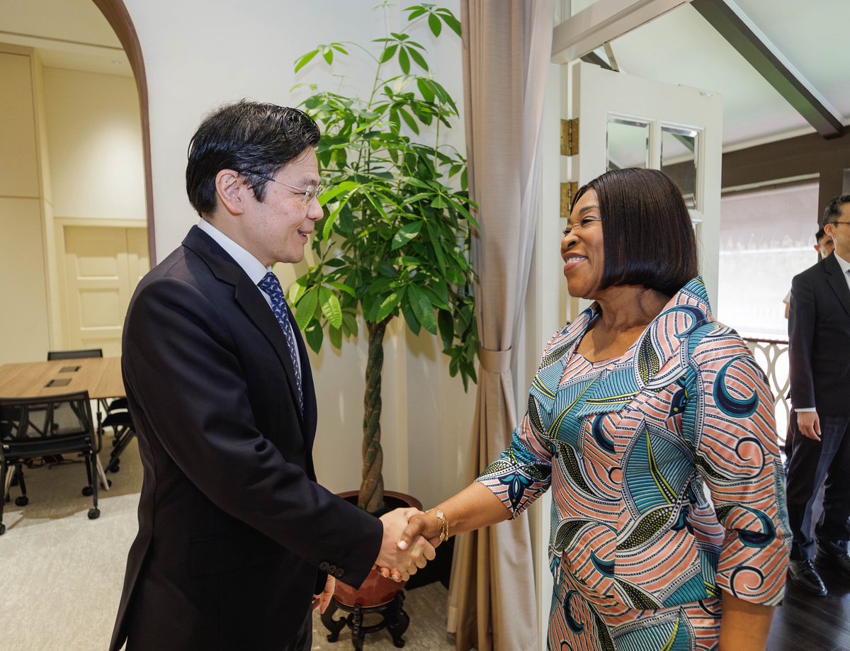 SGCommonwealth's tweet image. I end my first official visit to Singapore as Secretary-General with deep gratitude to Prime Minister @LawrenceWongST &amp;amp; Foreign Minister @VivianBala.

I am thankful for Singapore&apos;s leadership in the Commonwealth &amp;amp; its outstanding support.

We are committed to taking forward our…