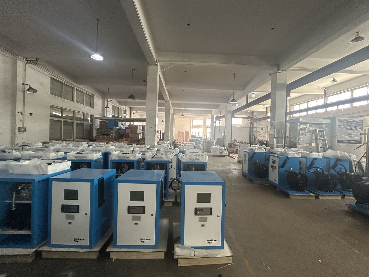 WelldoneMachine's tweet image. Let us count together how many piece ?
#minidispenser #fuelpump #fueldispenser #dispenser #pump #mobiledispenser #welldone