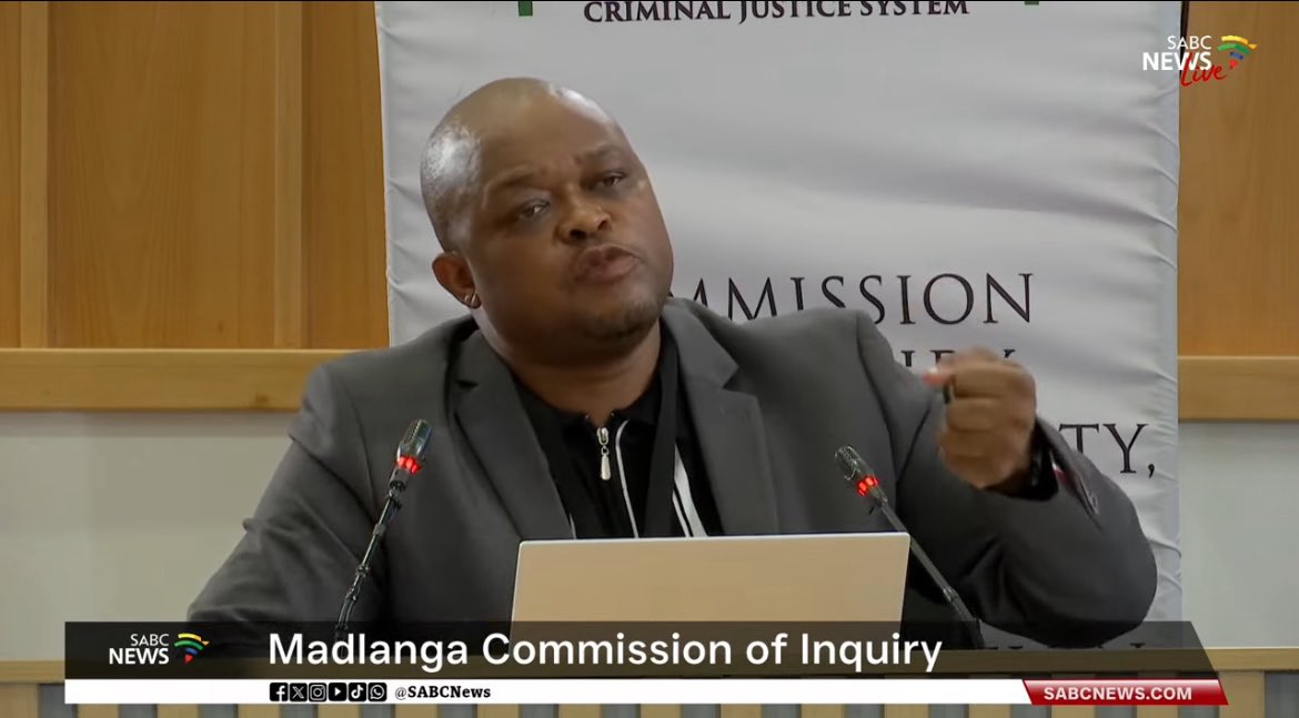 Am_Blujay's tweet image. Someone told Mogotsi about the dockets and he is trying to protect them , funny thing everyone in his camp denied being associated to him . He was supposed to come clean and protect himself because he is gonna suffer alone   #MadlangaCommission