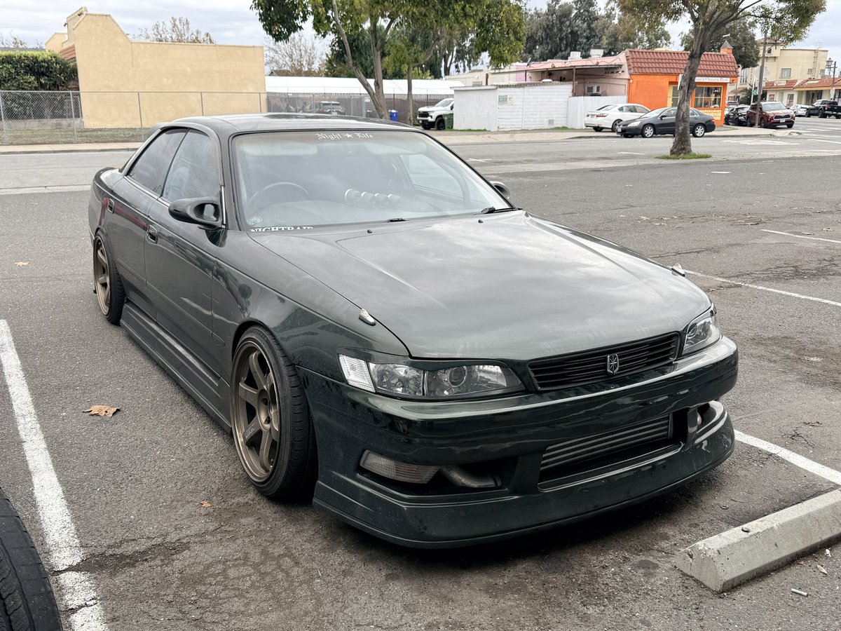 I got this Mark II around 2017 and sold it to a good friend of mine in late 2019. I sold my Cresta to another friend in 2023 and have been drift carless ever since. But 3 days ago that changed and I took delivery of the same Mark II. It’s so nice to enjoy the car all over again😭