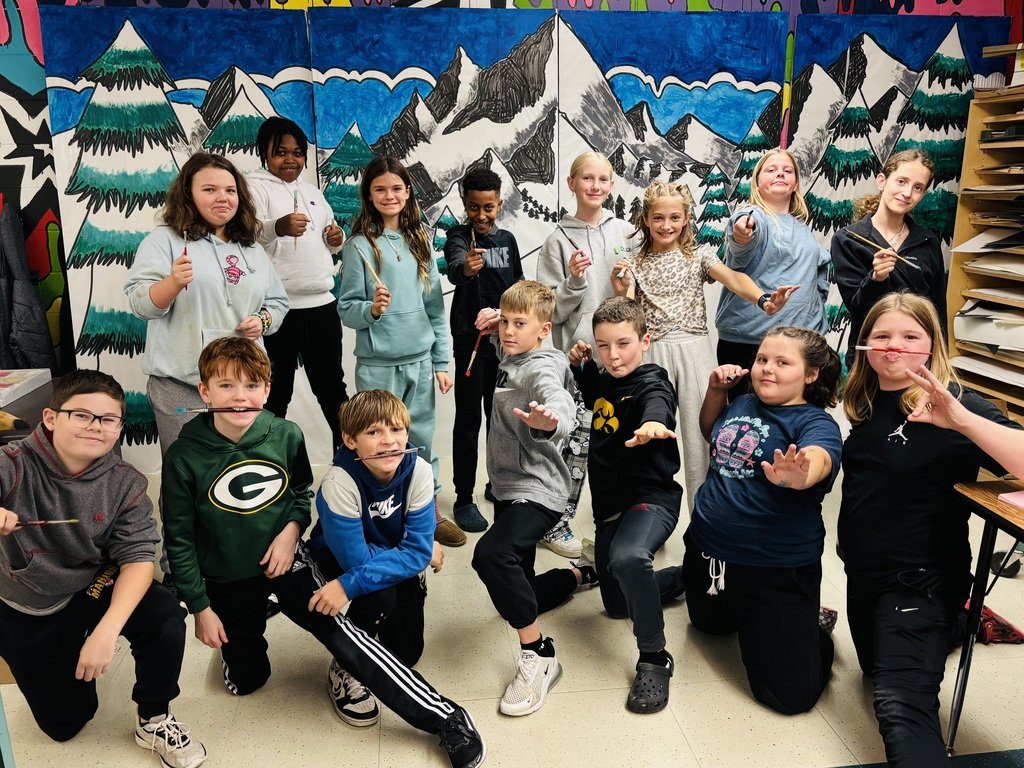 Whew - that’s a wrap! Mrs. Hale’s 6th grade advisory stands in front of one of many set pieces they finished painting for the upcoming VMS musical production of Frozen, Jr.  We appreciate all the hard work they put in!