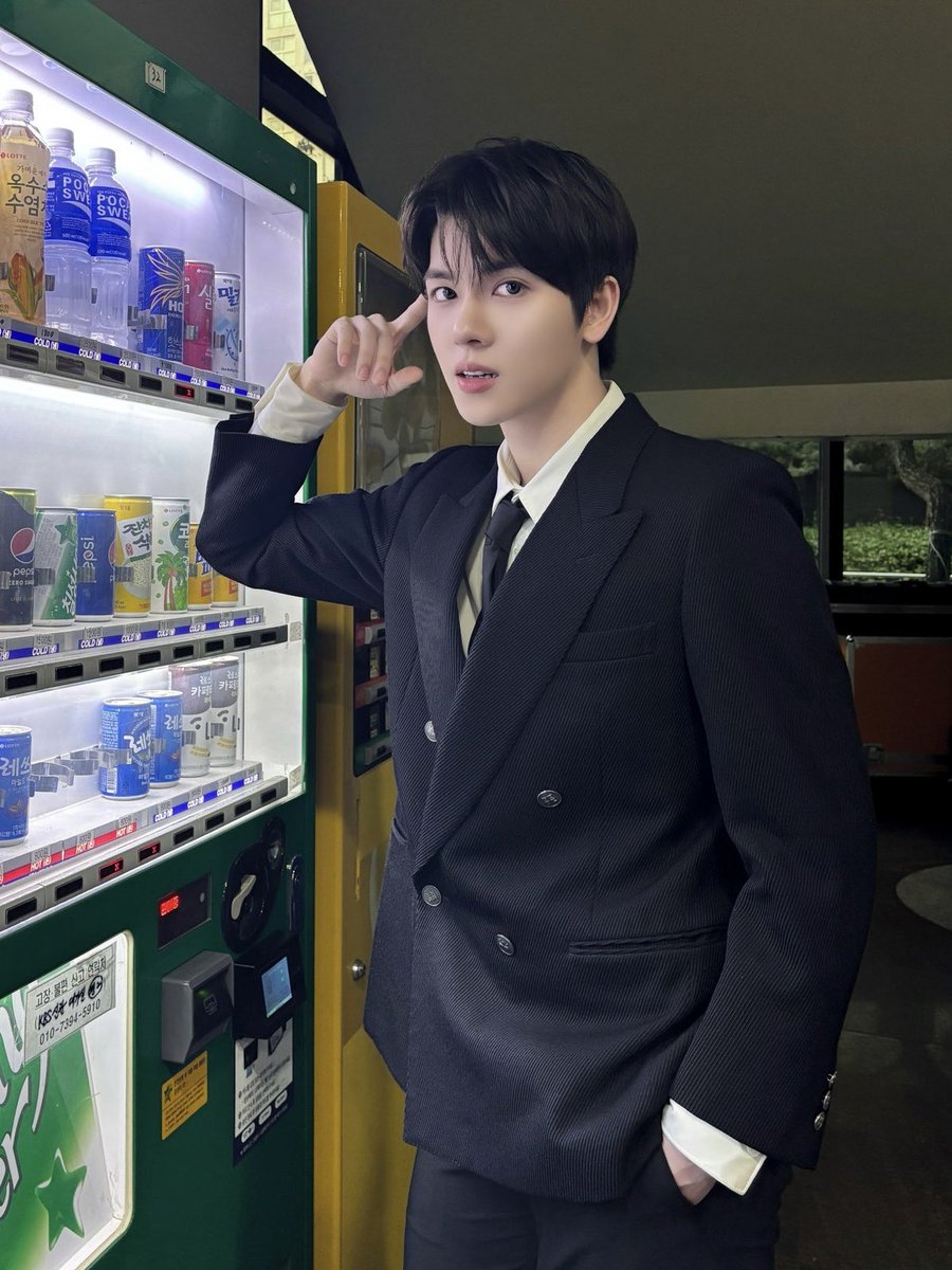 NWaichalad's tweet image. THANK YOU THAILAND 🇹🇭