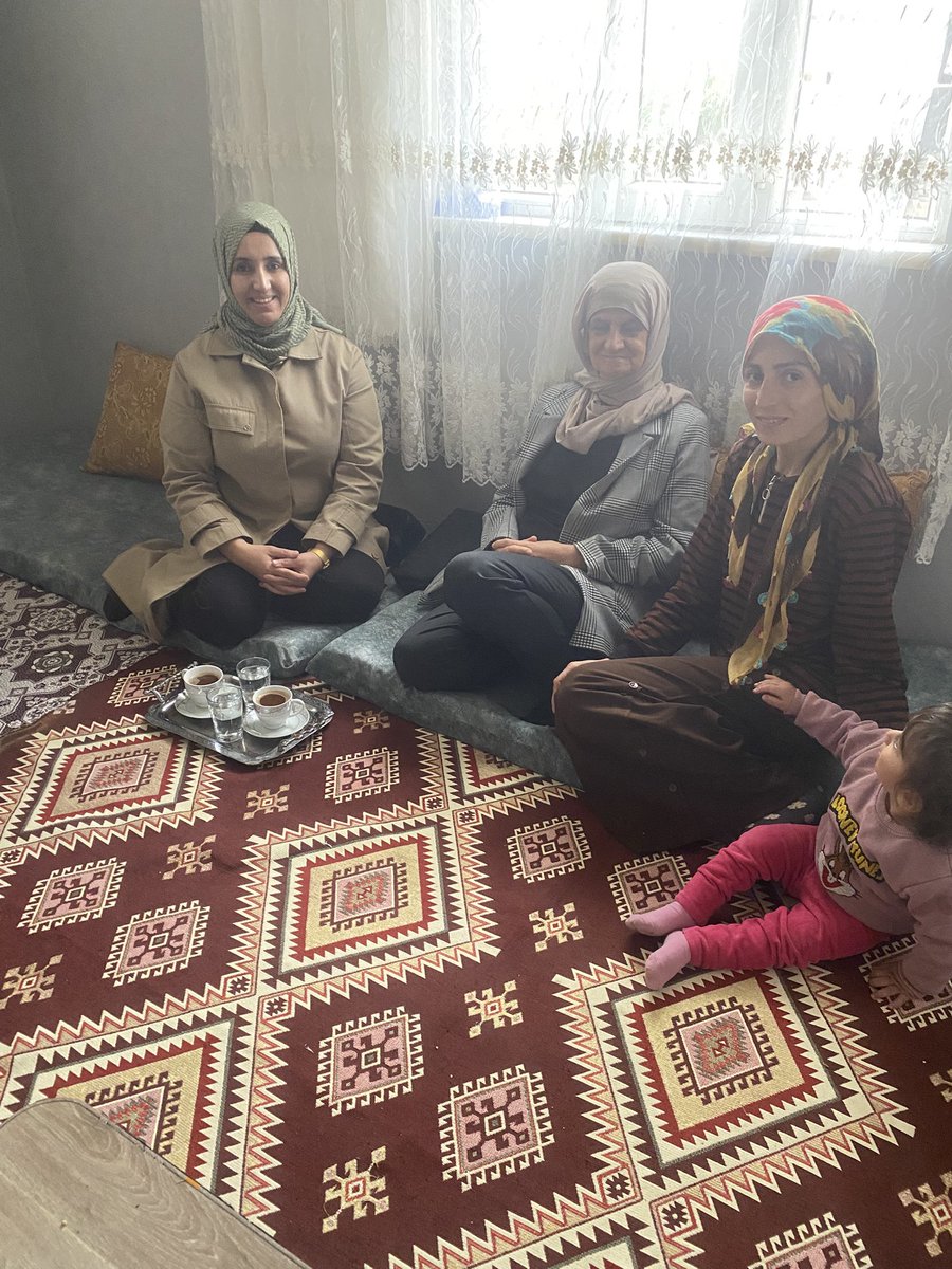 Gönül kapılarını bize açan değerli ailemize misafirperverliği için teşekkür ederiz
Her evde bir muhabbet, her sohbette bir bereket var ; birlikte daha güçlü bir toplum için çalışmaya devam ediyoruz.
<a href="/tugbaisikercan/">Tuğba IŞIK ERCAN</a> 
<a href="/GercekTekin/">Gerçek Tekin</a> 
<a href="/Kepoluasuna/">Suna KEPOLU ATAMAN</a> 
<a href="/mervenurseyit/">Ecz.Mervenur Seyit Beşe</a> 
<a href="/omer_iler/">Ömer İler</a>