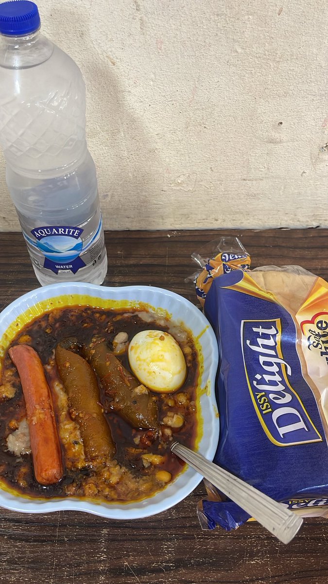 La3i3i's tweet photo. Eating healthy 😋 https://t.co/kBWmQmmLRE