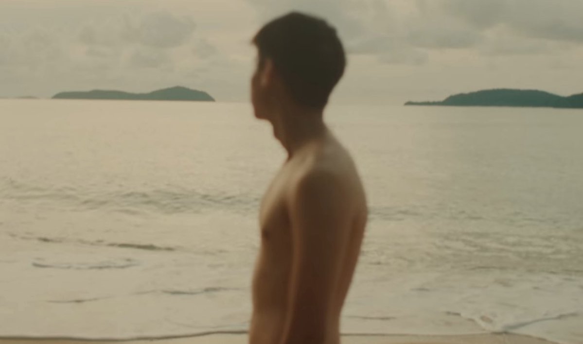 thinkinofp's tweet image. บิวกิ้นวัย 21 vs 26 โตมากกกกป