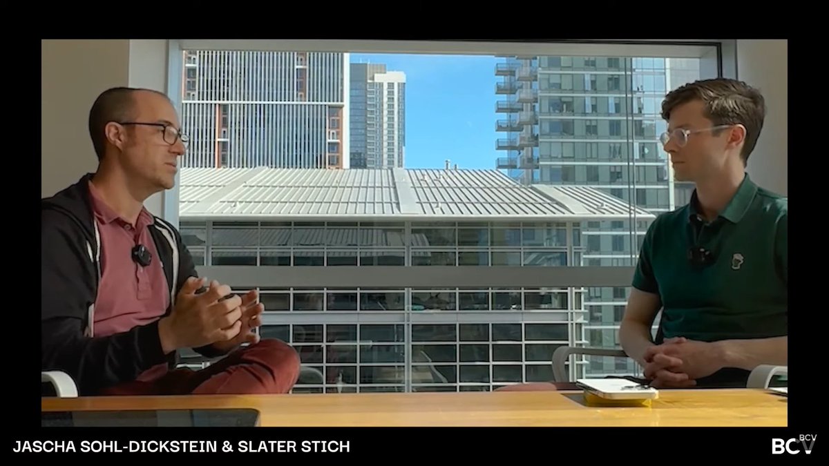 programmingocea's tweet image. Diffusion Models History

1. Context: Why Diffusion Models?

The 2015 paper “Deep Unsupervised Learning Using Nonequilibrium Thermodynamics” introduced diffusion models.

At the time, deep learning was focused on classification, not generative modeling.

Diffusion was a very…