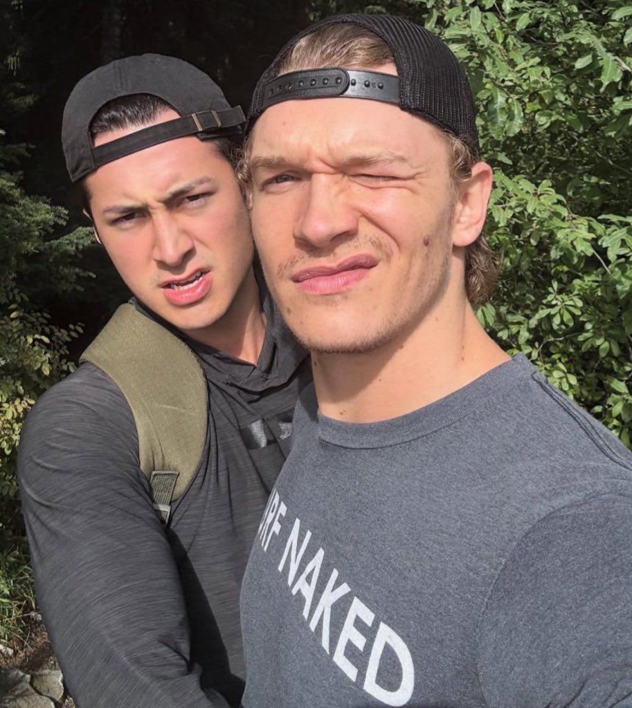 dunnitrightt's tweet image. looking for more #heatedrivalry moots !

- ilya is my baby.. i mean just look at him??
- im chill
- 24
- she/her
- i’ve played hockey my entire life

check pinned for more interests! 

rts appreciated💛