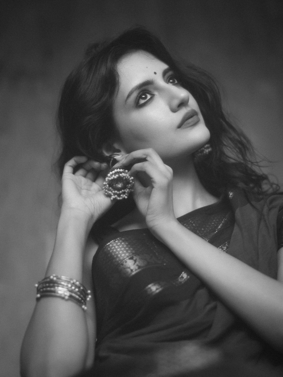 Nivaashiyni Krishnan tweet media