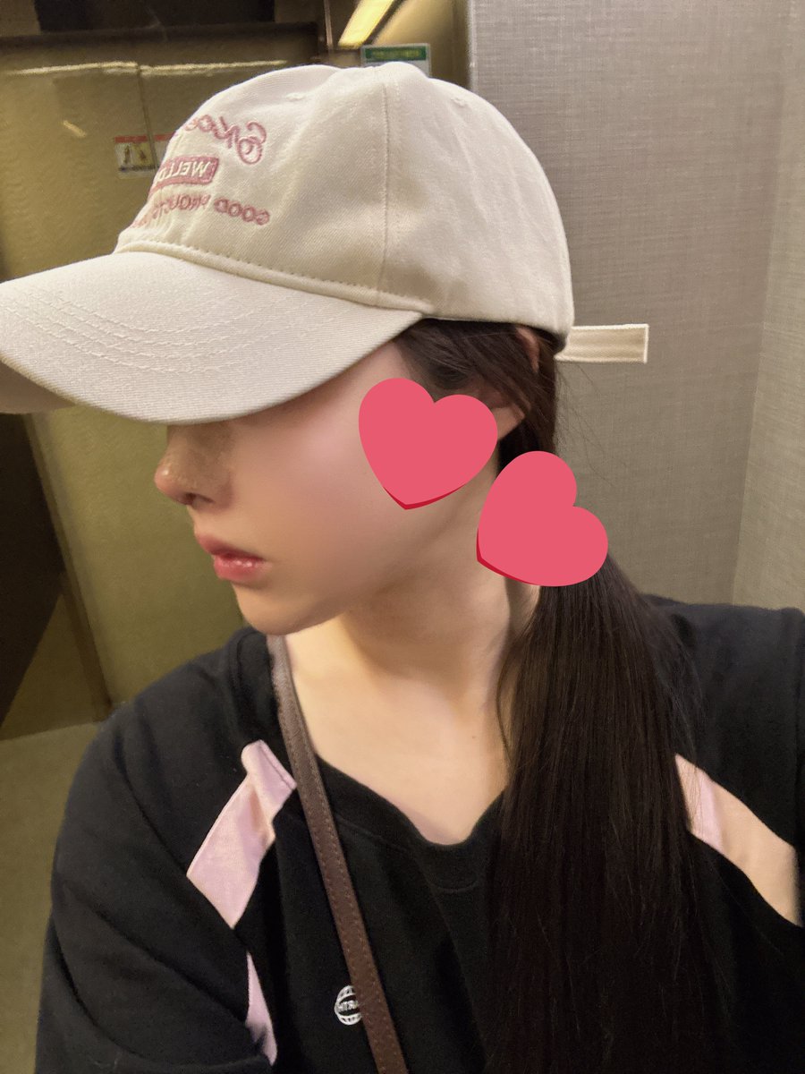 __486B's tweet image. 鼻整形3日目でコレ₍ᐢᵒ̴̶̷̥́  ·̮ ᵒ̴̶̷̥́ ᐢ₎✨
肋軟骨痛くないから寝返り打てる❣️笑