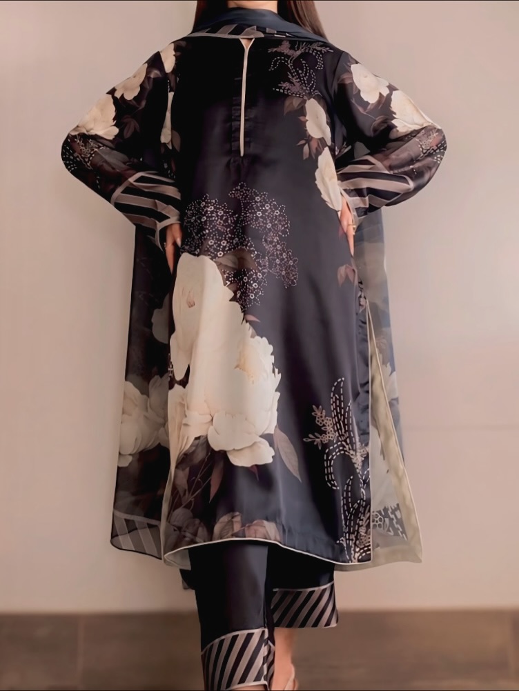 itz_alizy's tweet image. مرشد ہمیں تو کوئی یہ بھی نہیں کہتا🥺
کہاں تھیں آپ اتنے دن بہت یاد آئی آپ کی🙊😂