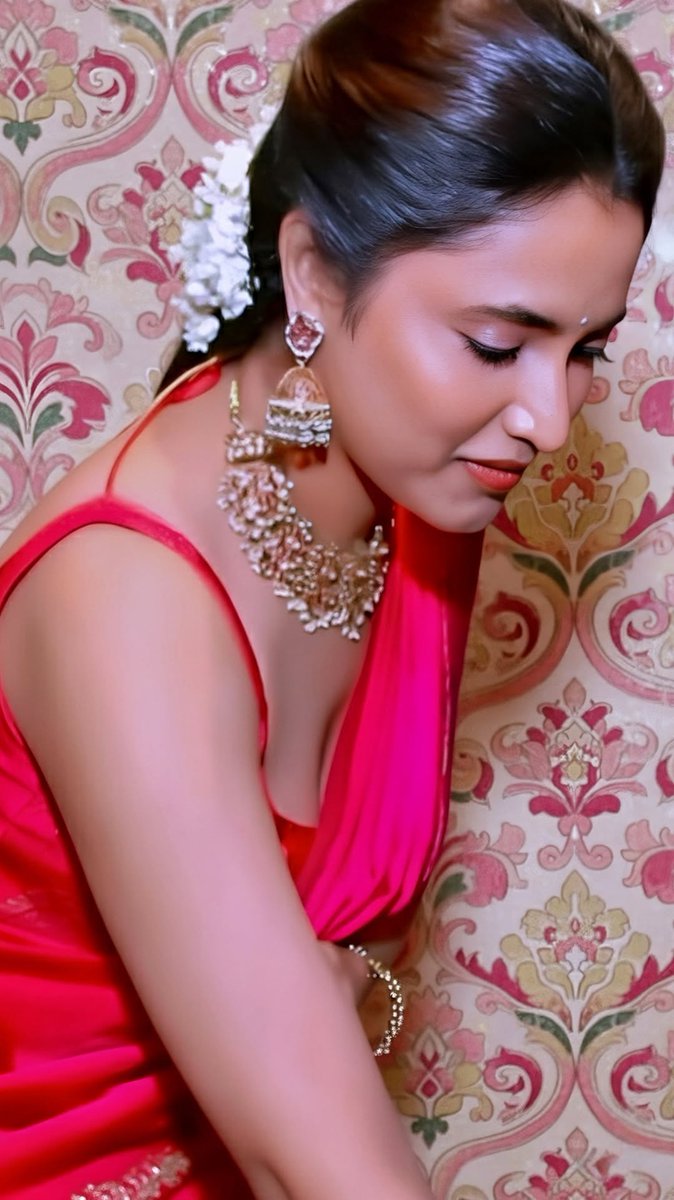 actress_frame's tweet image. It&apos;s PAM day ❤️
#PriyankaMohan #priyanakaarulmohan #PAM