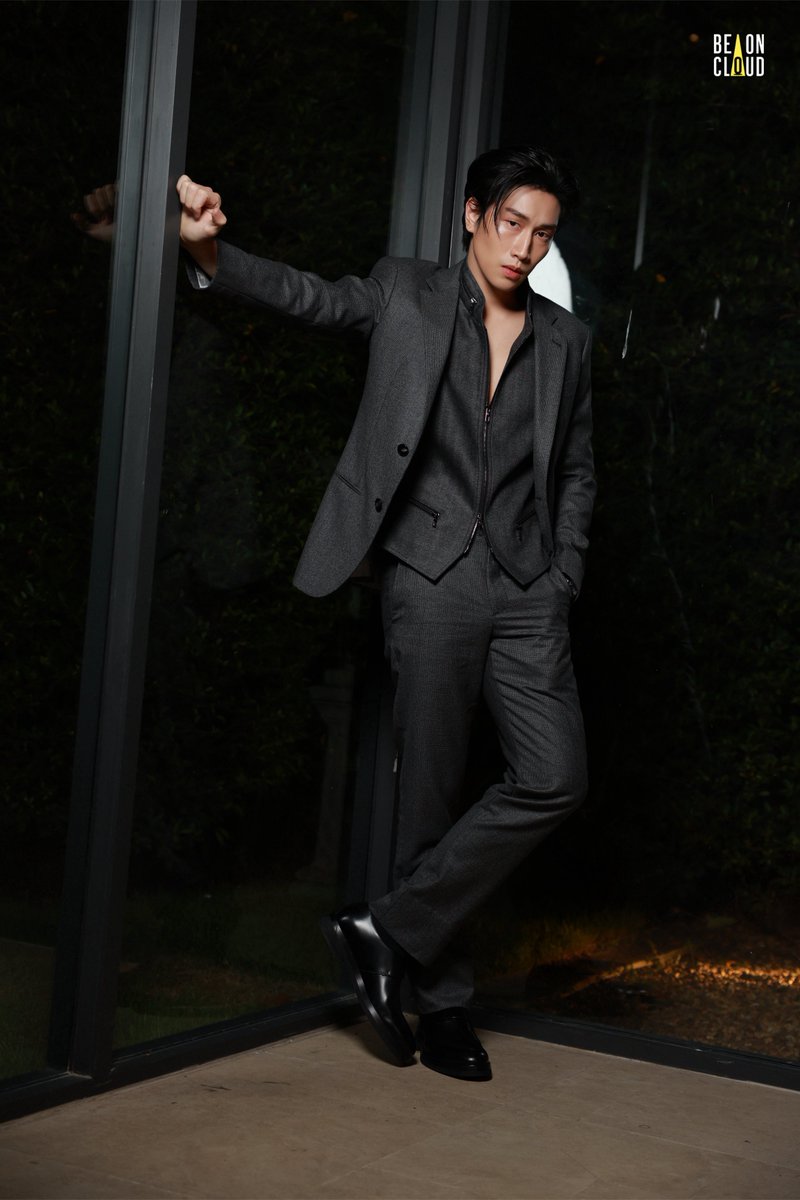 ไบเบิ้ล ร่วมงาน ARMANI / Archivio

#GiorgioArmanixBible
#GiorgioArmani #ArmaniArchivio