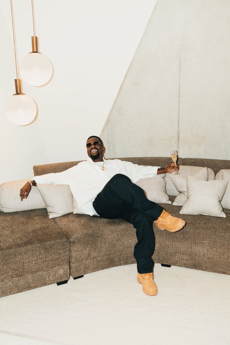 sarkodie's tweet image. If it’s 💰 babe it’s alright… got you