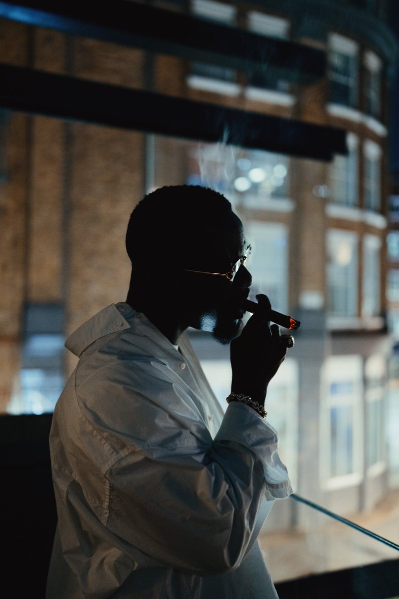 sarkodie's tweet image. If it’s 💰 babe it’s alright… got you