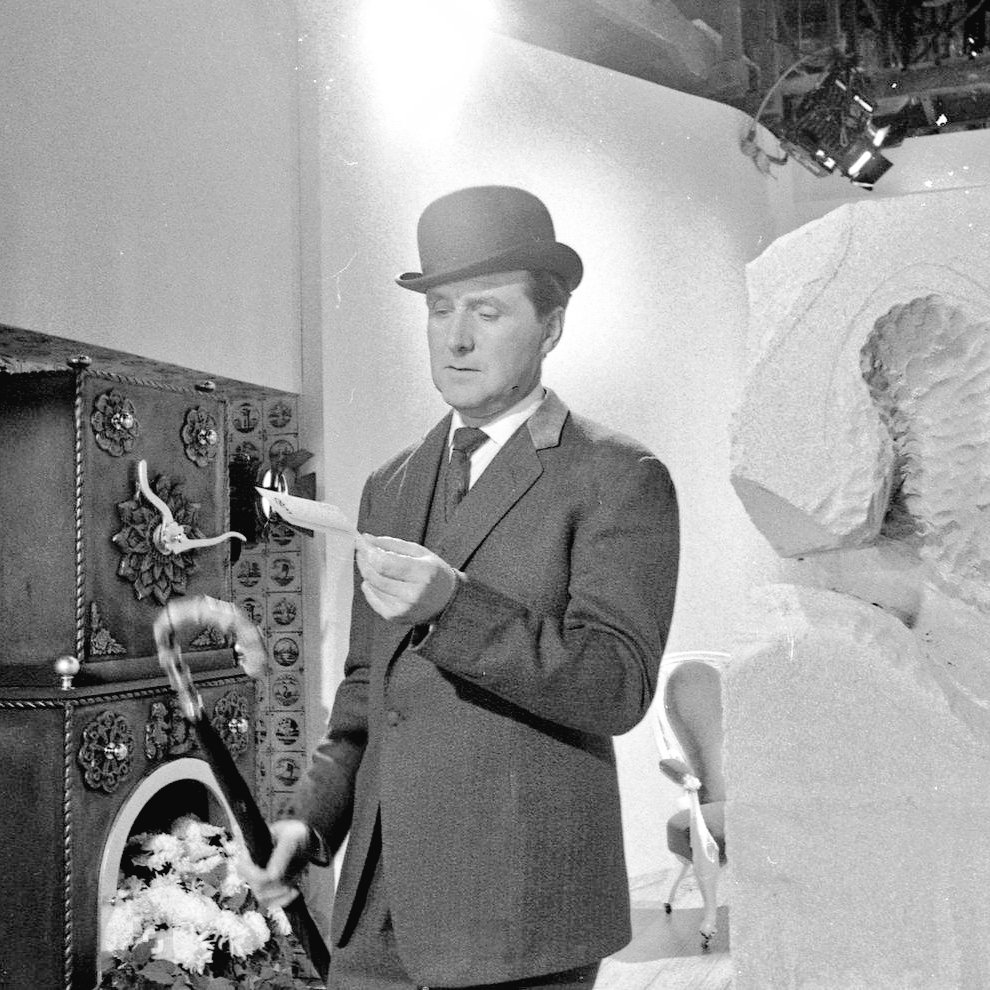 westminstermews's tweet photo. John Steed is afraid of nothing! #TheAvengers https://t.co/5M9qoFoGKn