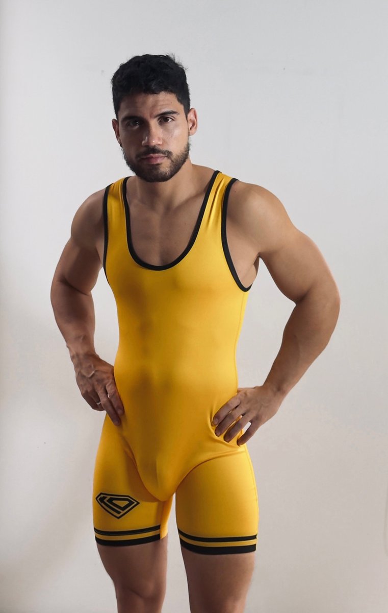 SSavango's tweet image. Front or back?