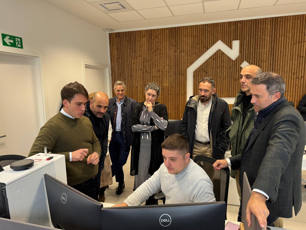 Denis Itxaso tweet media