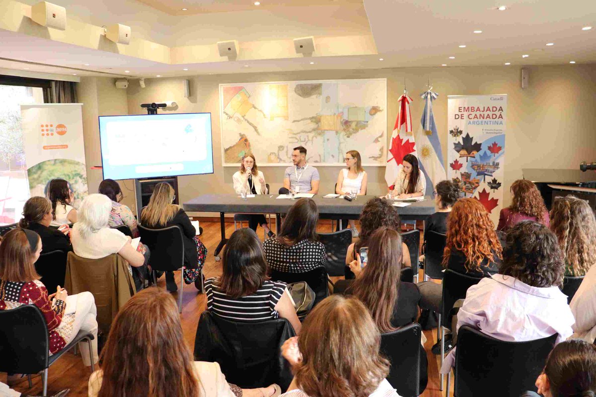 CanadaArgentina's tweet image. 📢 Talking about #CSE in times of disinformation!
The Embassy of Canada to Argentina &amp;amp; Unfpa Argentina gathered experts to tackle the challenges of Comprehensive Sexual Education in times of desinformation.