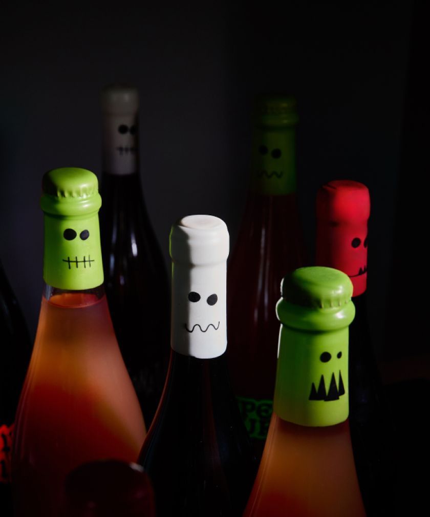 creativeboom's tweet image. Outsiders designs &apos;out of this world&apos; identity for Supernatural Wines 👀 creativeboom.com/news/outsiders…