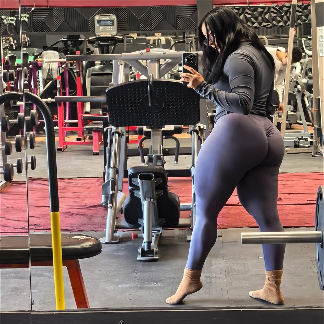 ๐ ๐ ๐ ๐ tweet media