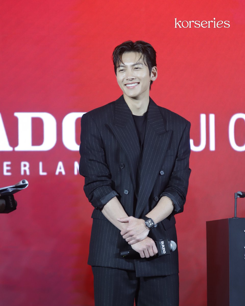 อุคจ๋ามาไทย!!! จีชางอุค ปรากฏตัวร่วมงานเปิดตัวเรือนเวลารุ่นลิมิเต็ด อิดิชั่น “True Square Open Heart x Ji Chang-wook” อีกหนึ่งไฮไลต์แห่งปีที่ Rado และ จีชางอุค ร่วมกันรังสรรค์เรือนเวลาสุดเอ็กซ์คลูซีฟ ที่มีจำนวนจำกัดเพียง 987 เรือนทั่วโลก⌚️✨ 

#JiChangWook #지창욱 #RadoxJCW