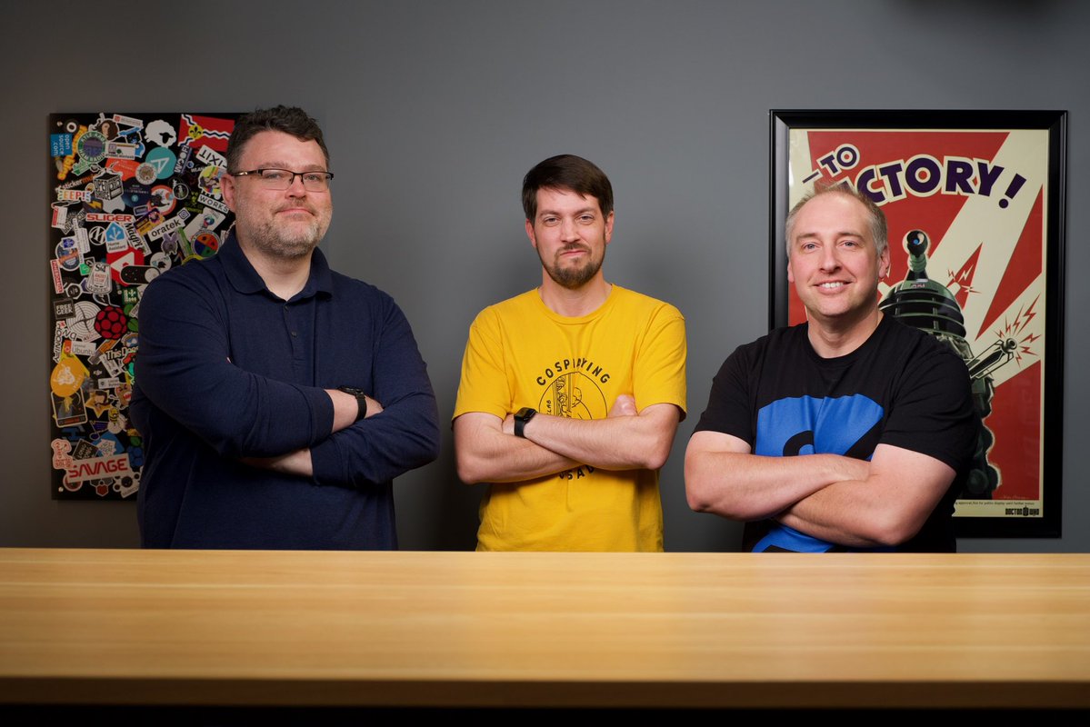 geerlingguy's tweet image. We were instructed to make angry sysadmin faces in the second picture. Apparently that&apos;s not possible lol! It was great seeing @Patrick1Kennedy of @ServeTheHome and @tekwendell of @Level1Techs at #SC25!