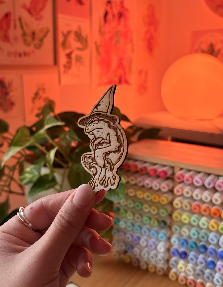 winteralar's tweet photo. Podéis apoyar mi tiendita online y regalaros a vosotras o a vuestros seres queridos productos artesanales y hechos con mucho amor con estas manitas ⭐️✨🌿

https://t.co/LMFSvwGzFG https://t.co/SoRuN0R8rl