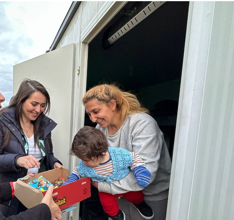 Eşitlik, sağlık, eğitim hakkı, her türlü şiddet ve sömürüye karşı korunma hakkı,     fikirlerini özgürce ifade etme hakkı, oyun ve eğlence hakkı, savaş ve kaçış sırasında korunma hakkı tüm çocukların sahip olması gereken temel haklardır. Maalesef dünyada en çok ezilen ve