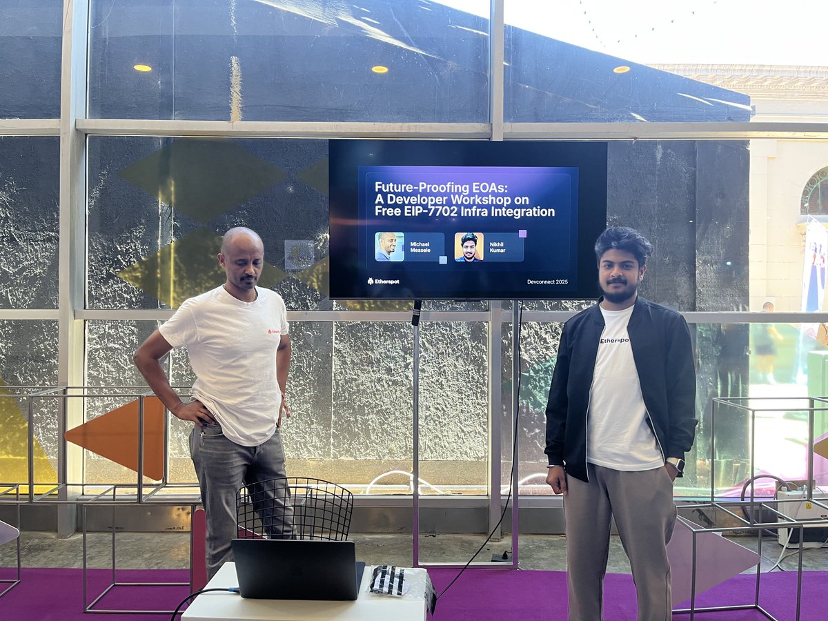abhixh's tweet image. Come around to the @erc4337 AA Hub in the green pavilion of @EFDevcon at 11am. Learn more about EIP 7702 from the @etherspot team and future proof your wallets.