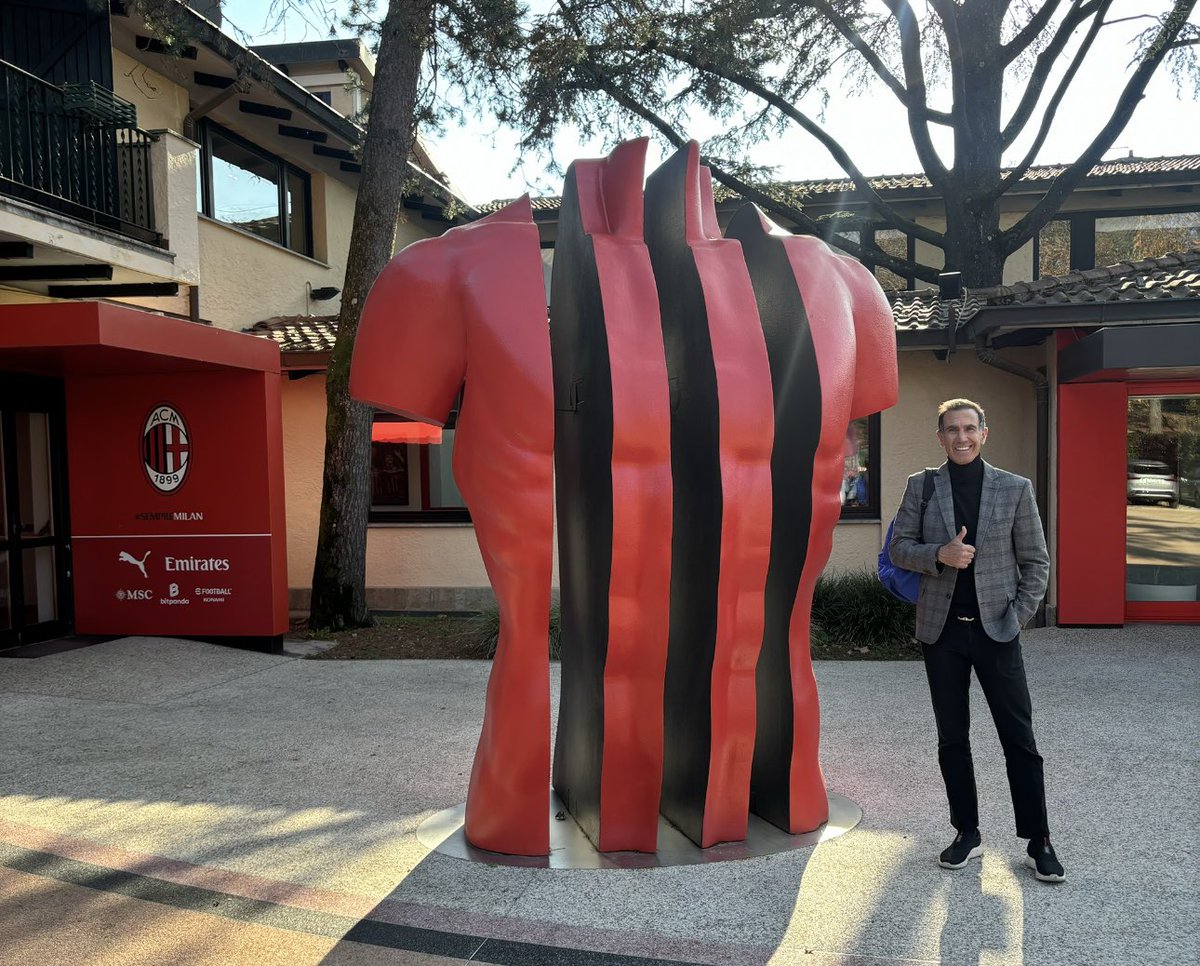 En la Casa que Paolo Maldini construyó...