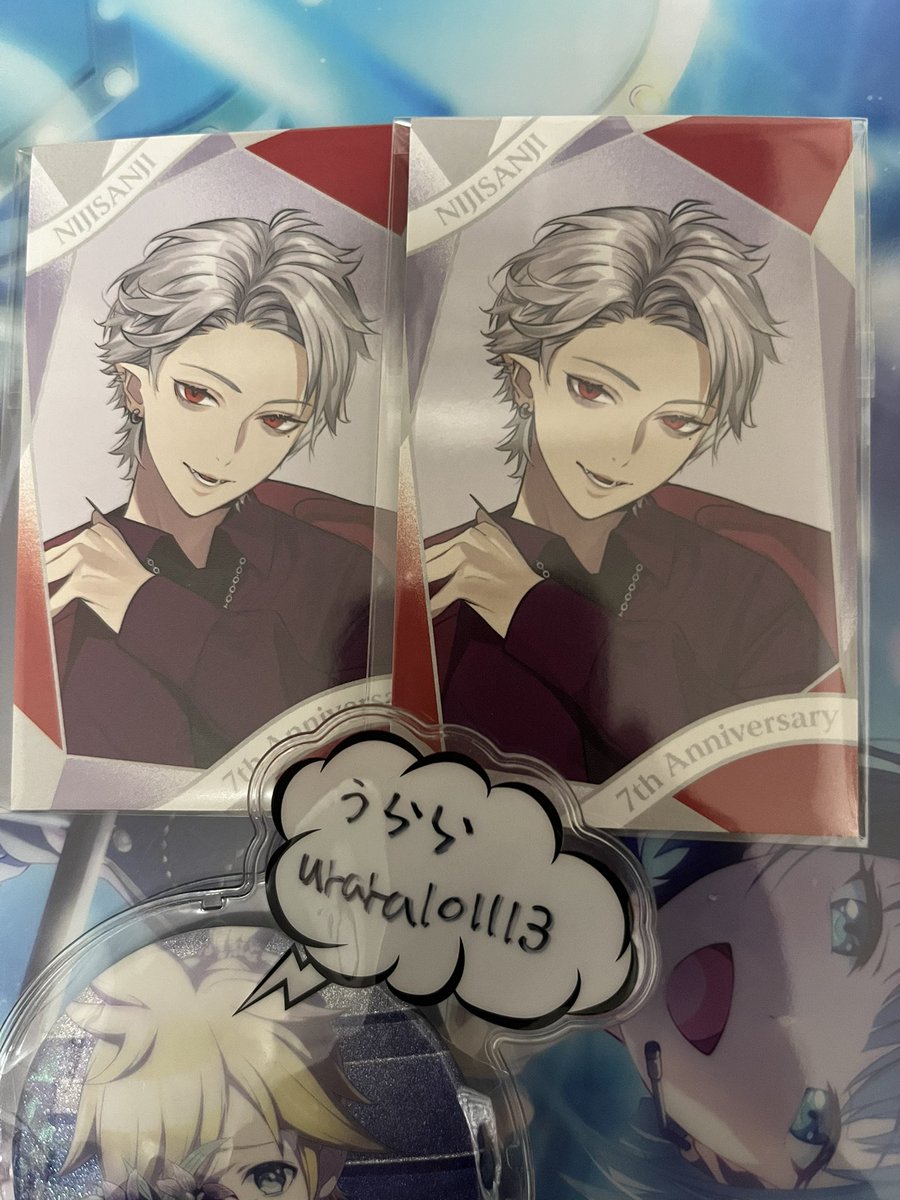 urara101113's tweet image. 【交換】にじさんじ　缶バッジ　チェキ風カード

譲→画像1枚目
求→2枚目👑