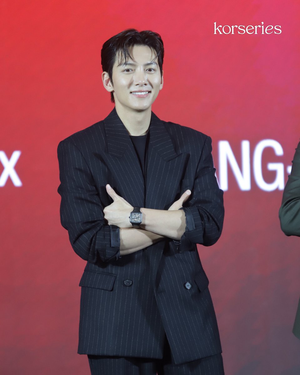 Global Brand Ambassador ‘จีชางอุค’ กับนาฬิกาของเขา✨

#JiChangWook #지창욱 #RadoxJCW #RadoThailand