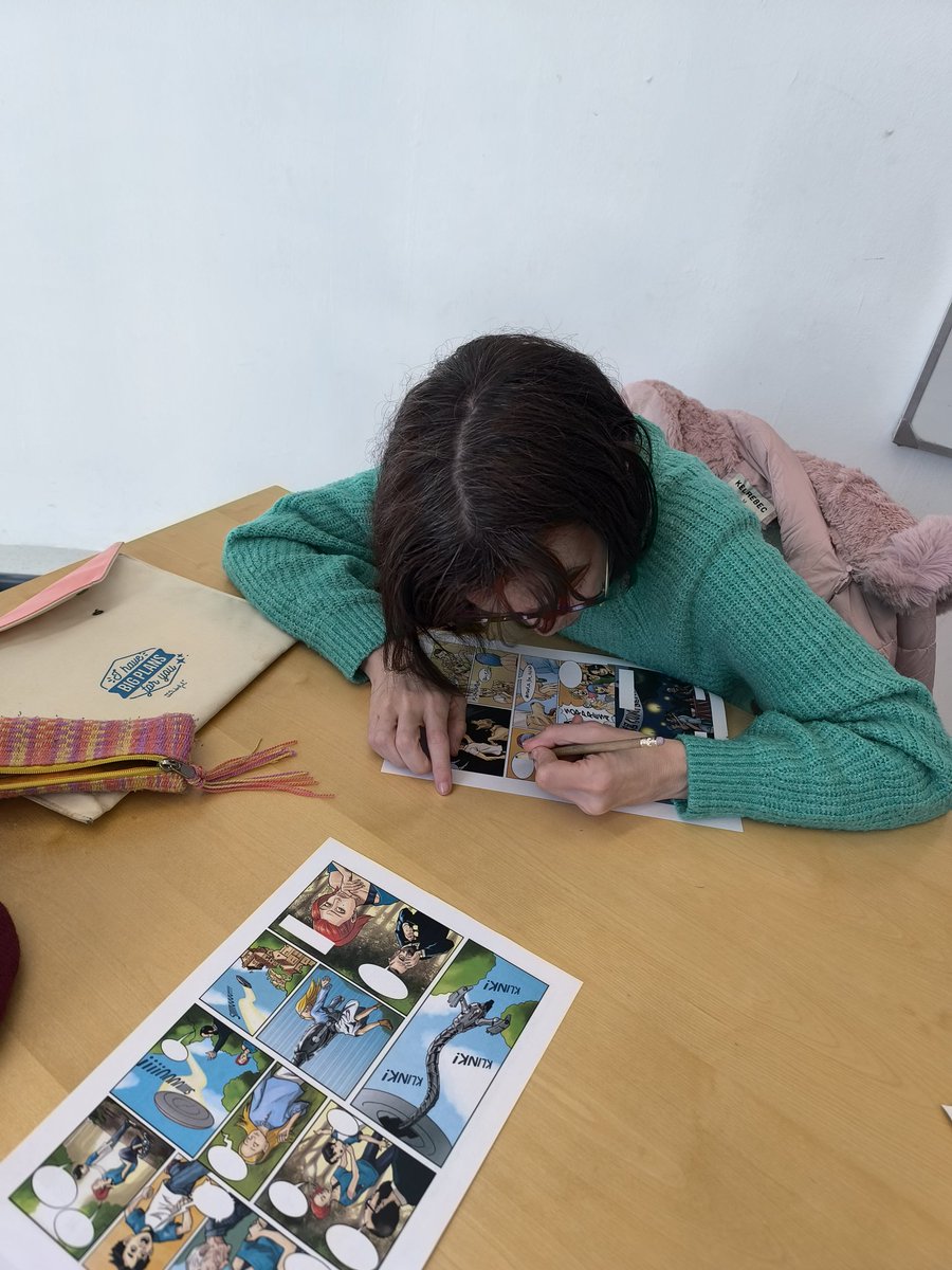 mercemartinsaav's tweet image. Hoy en nuestro taller literario📚📒📜 #TodosContamos seguimos inventando historias, está vez en forma de cómic. @SergioAguinaga6 @GrupoAMAS @AytoLeganes @culturaleganes @Ana_Isabel_N