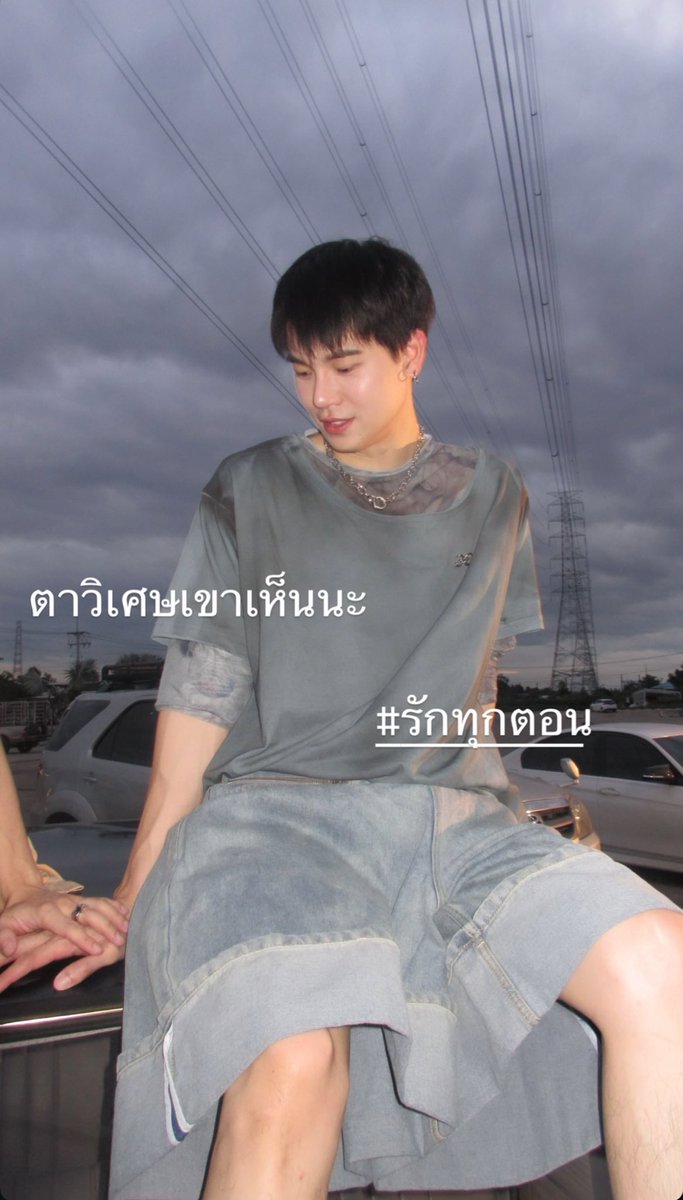 theoneyin's tweet image. ตาวิเศษเห็นนะ 🫣

cr. la_jantira

#MVรักทุกตอน 
#yinyin_anw Yin Anan @yinyin_anw 
#warwanarat #หยิ่นวอร์ #YINWAR