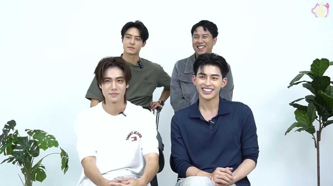 pom1542loveppw's tweet image. มารายงานตัวค้าบบบ วันนี้มาเอาใจช่วยปอนด์ภูวินนะครับ

PONDPHUWIN WITH TUSONMHEE

#TusonmheexMeandThee