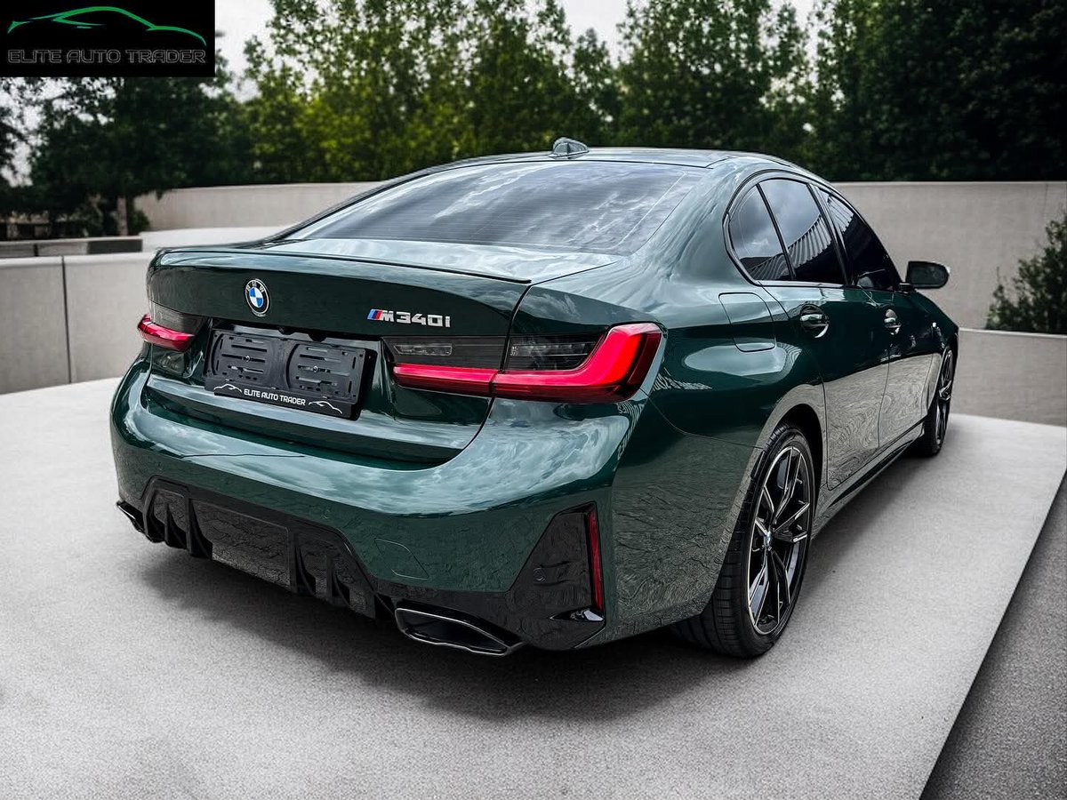 R1 399 999
2026 BMW M340i xDrive LCI 50 Jahre Edition 
(100 km) 
- British Racing Green Individual Special Paint