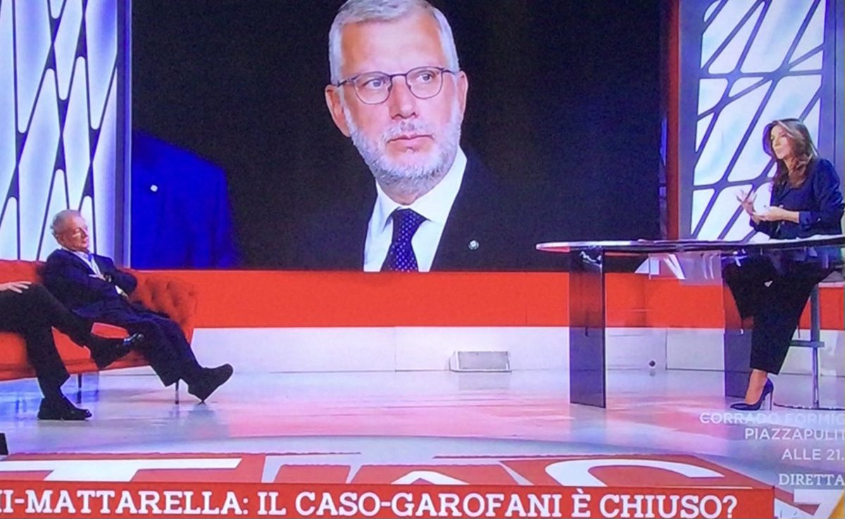giuseppax's tweet image. #tagadala7

 proprio una faccia di …………👇consigliere 🙀🙀😹😹😹
