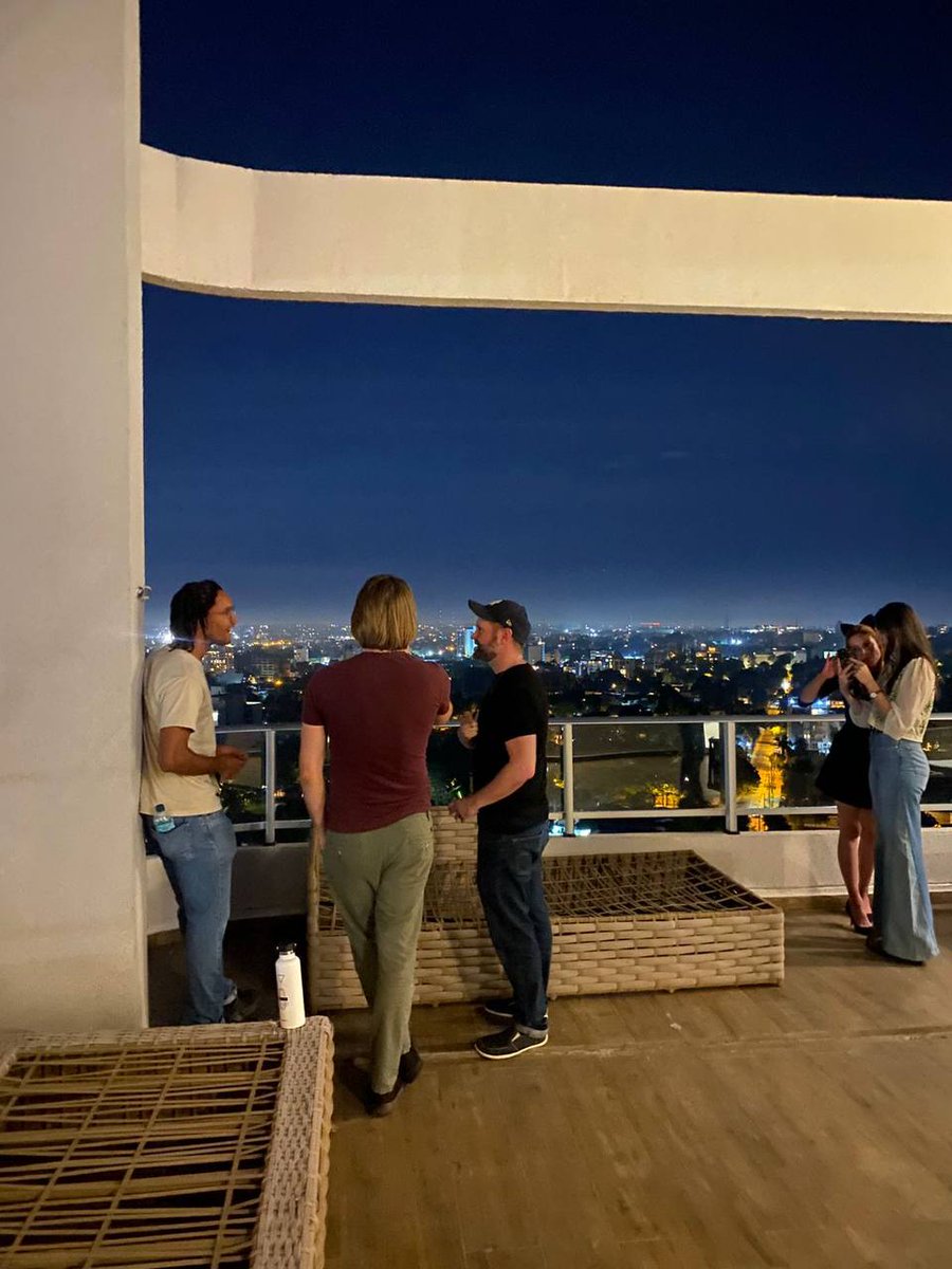 ParaguayPulse's tweet image. LANGUAGE EXCHANGE IS TONIGHT!

You could stay home or 
You could  learn few words &amp;amp;
Make a new friend tonight.

See you there! 🤝

paraguaypulse.com/en/event/langu…