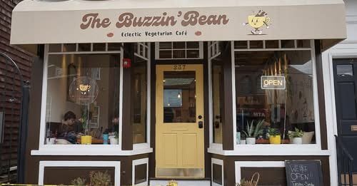 Your newest café: The Buzzin’ Bean hopes to empower individuals with autism while serving tasty treats tuftsdaily.com/article/2025/1… #autism #asd #InclusionMatters