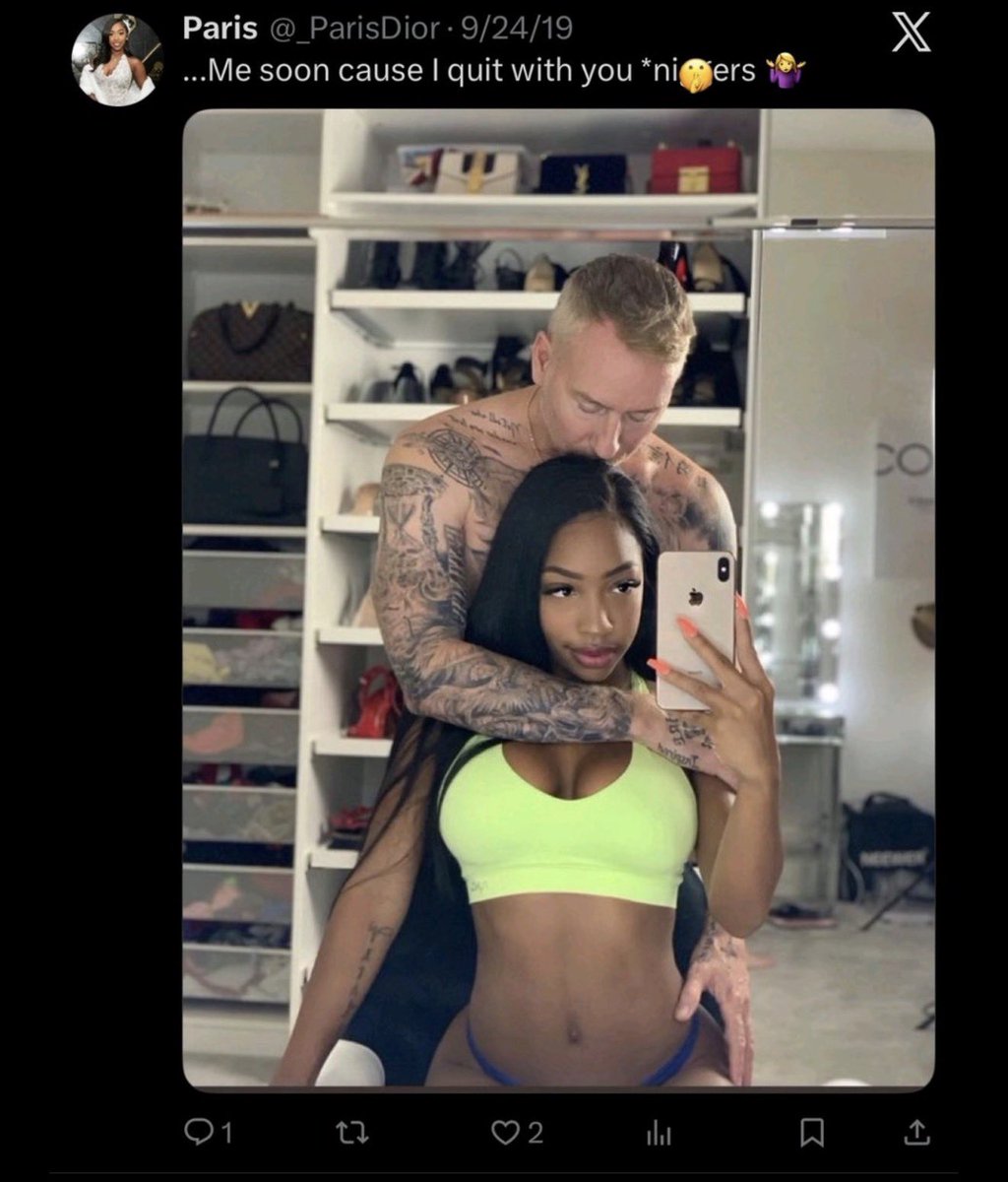 Airplanmode1998's tweet image. “We all we got” but this you when you think nobody is looking.